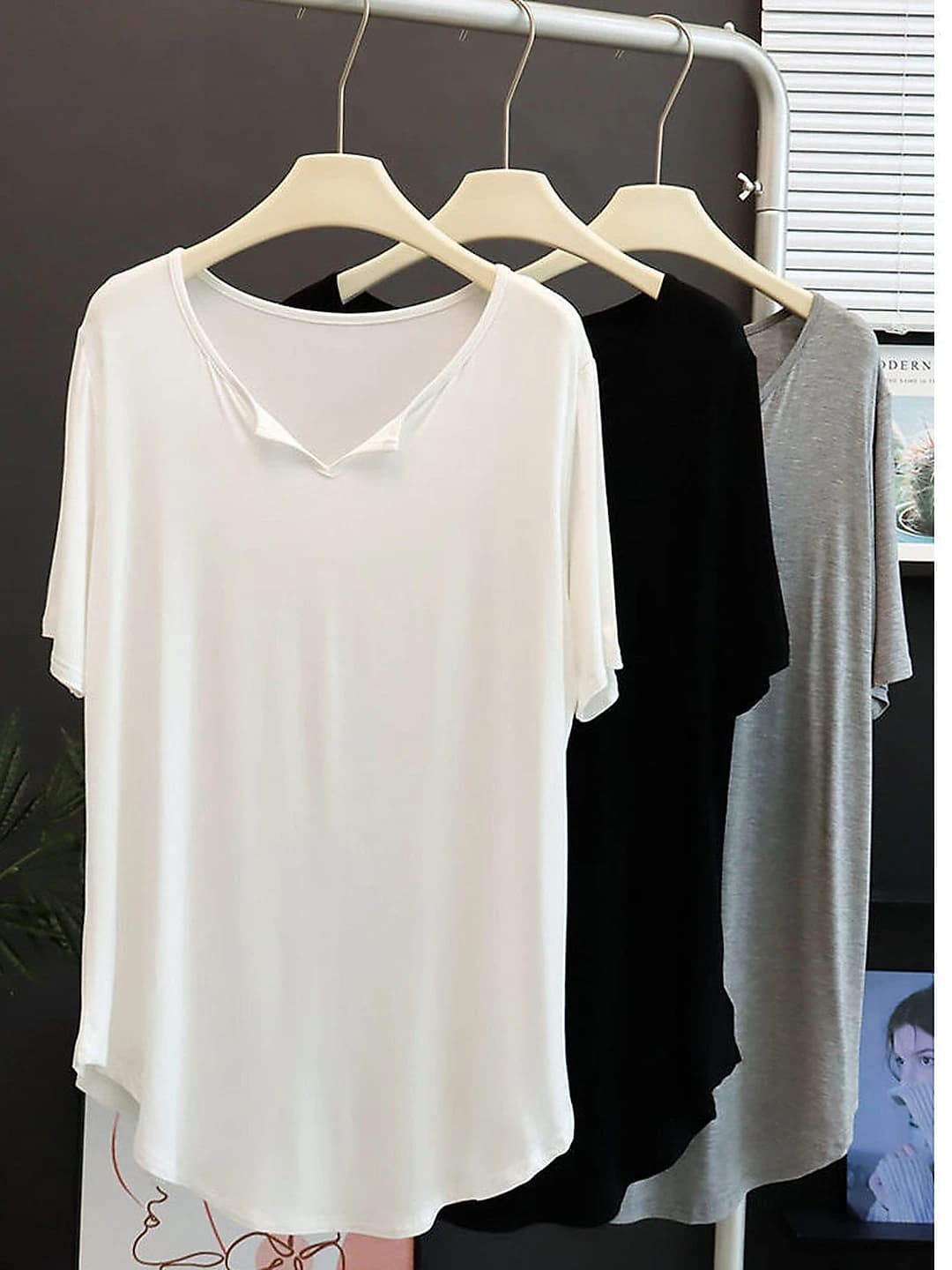 Women's mid-length loose fit sports short sleeve V-neck solid colour modal t-shirt