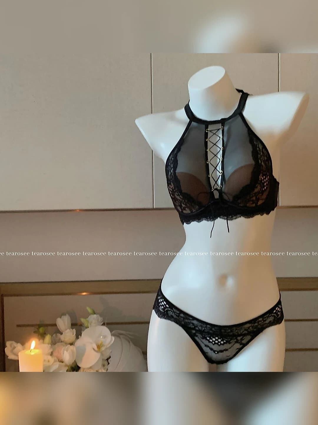 Women's underwear set: halter bra and brief, with padding, set