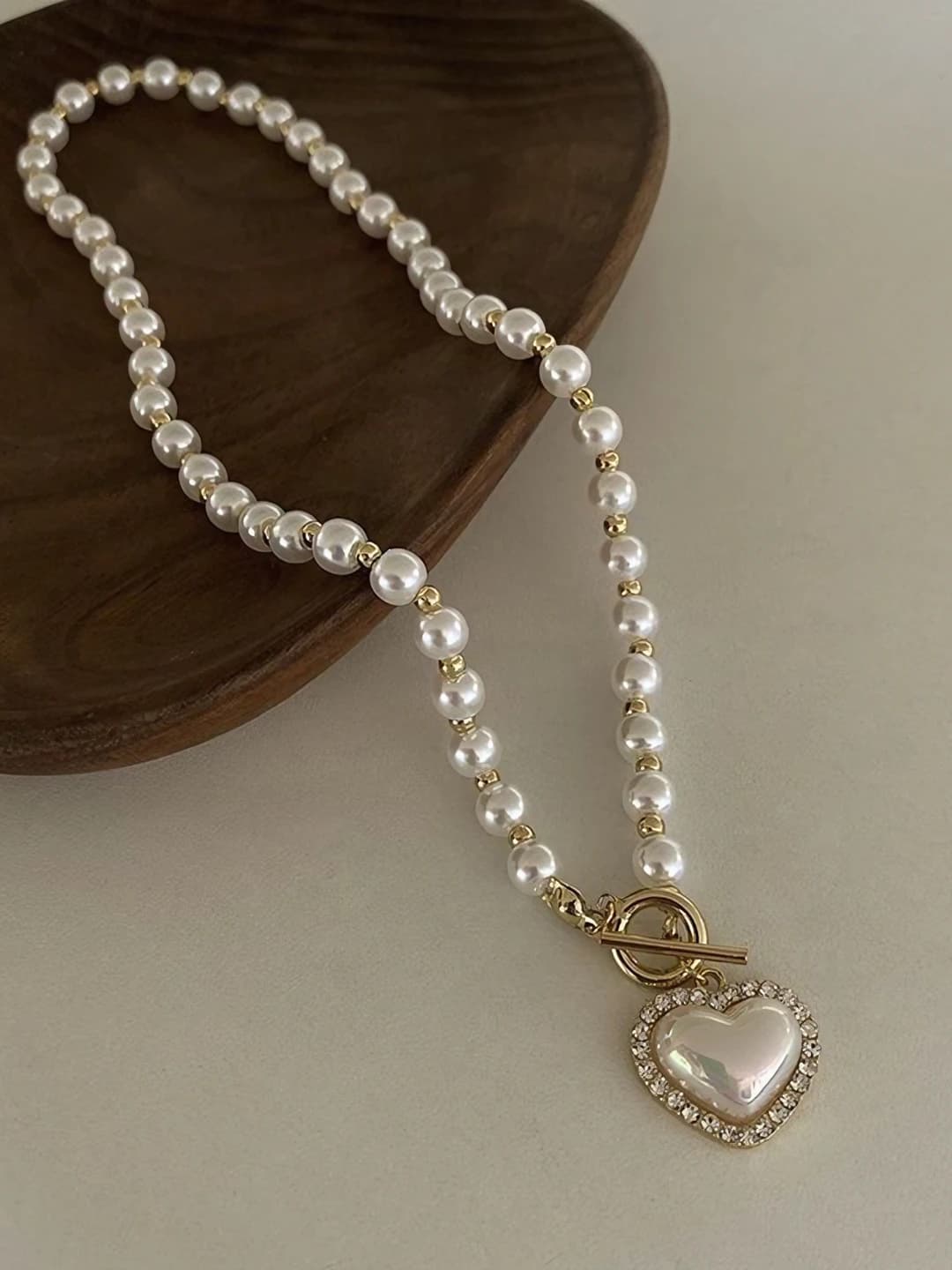 Rhinestone heart pearl necklace