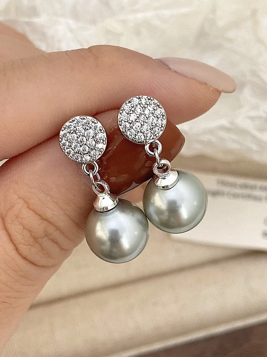 Grey pearl zircon earrings A-533
