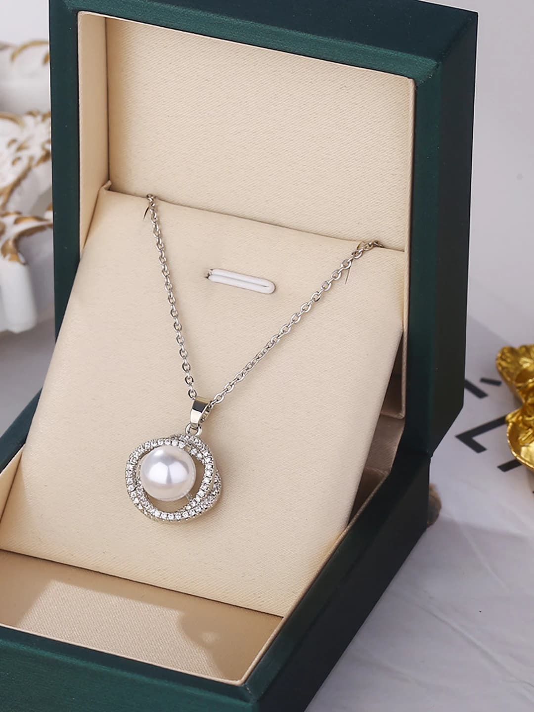 8897 - Silver