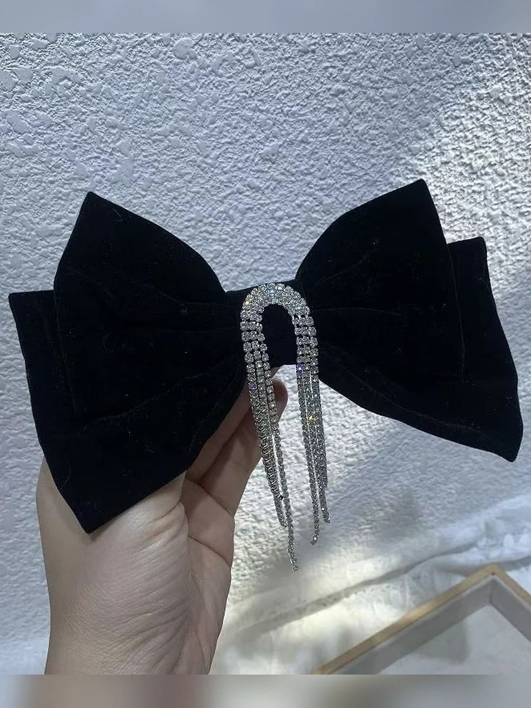 Women's red velvet hair clip with bow, rhinestones and tassel, Korean style, hair clips and combs