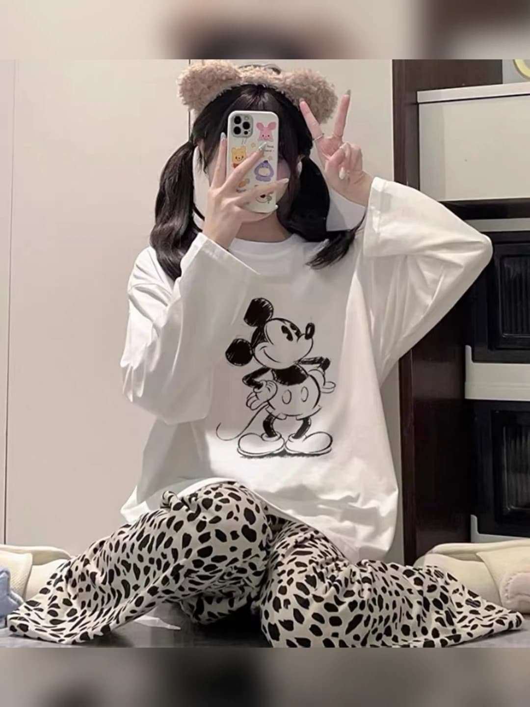Ikki uzun - belga qo'l qo'ygan Mickey