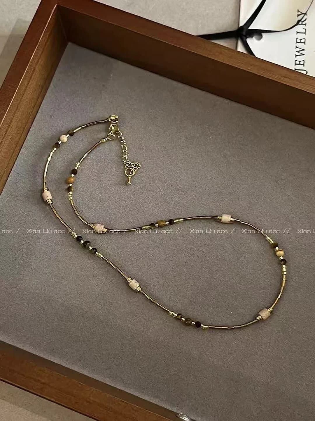 Irregular melodic necklace