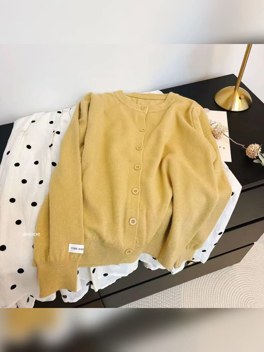 Mustard yellow