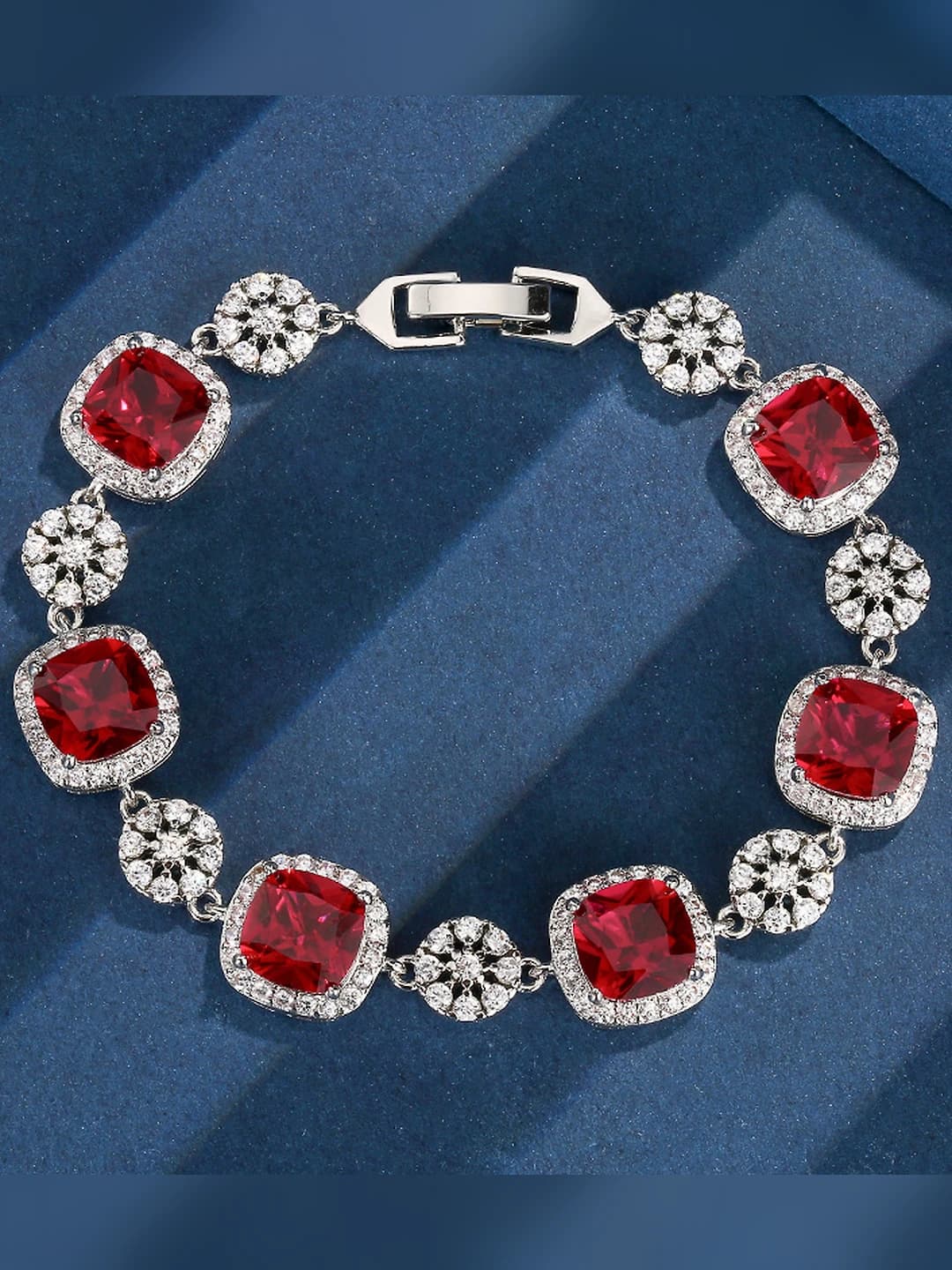 Ruby bracelet 17cm