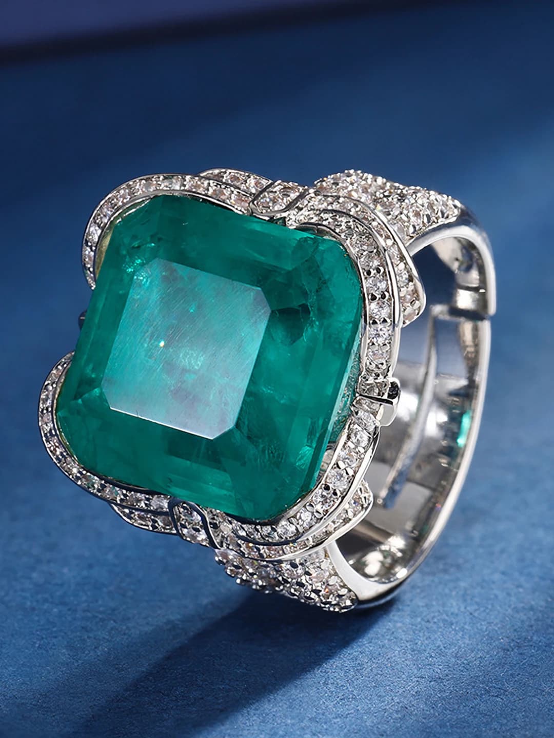 Emerald ring
