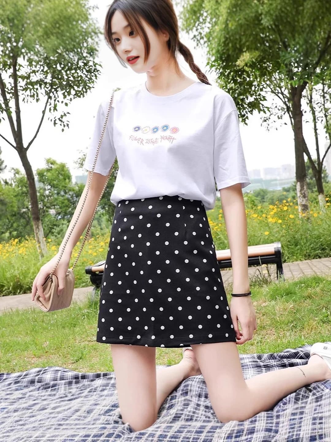 Black (lining, opaque)