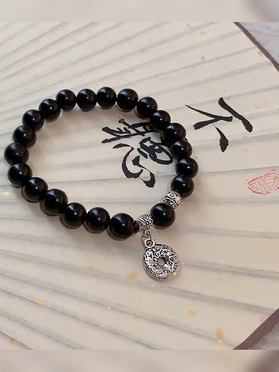 M634 (zen black bead bracelet)