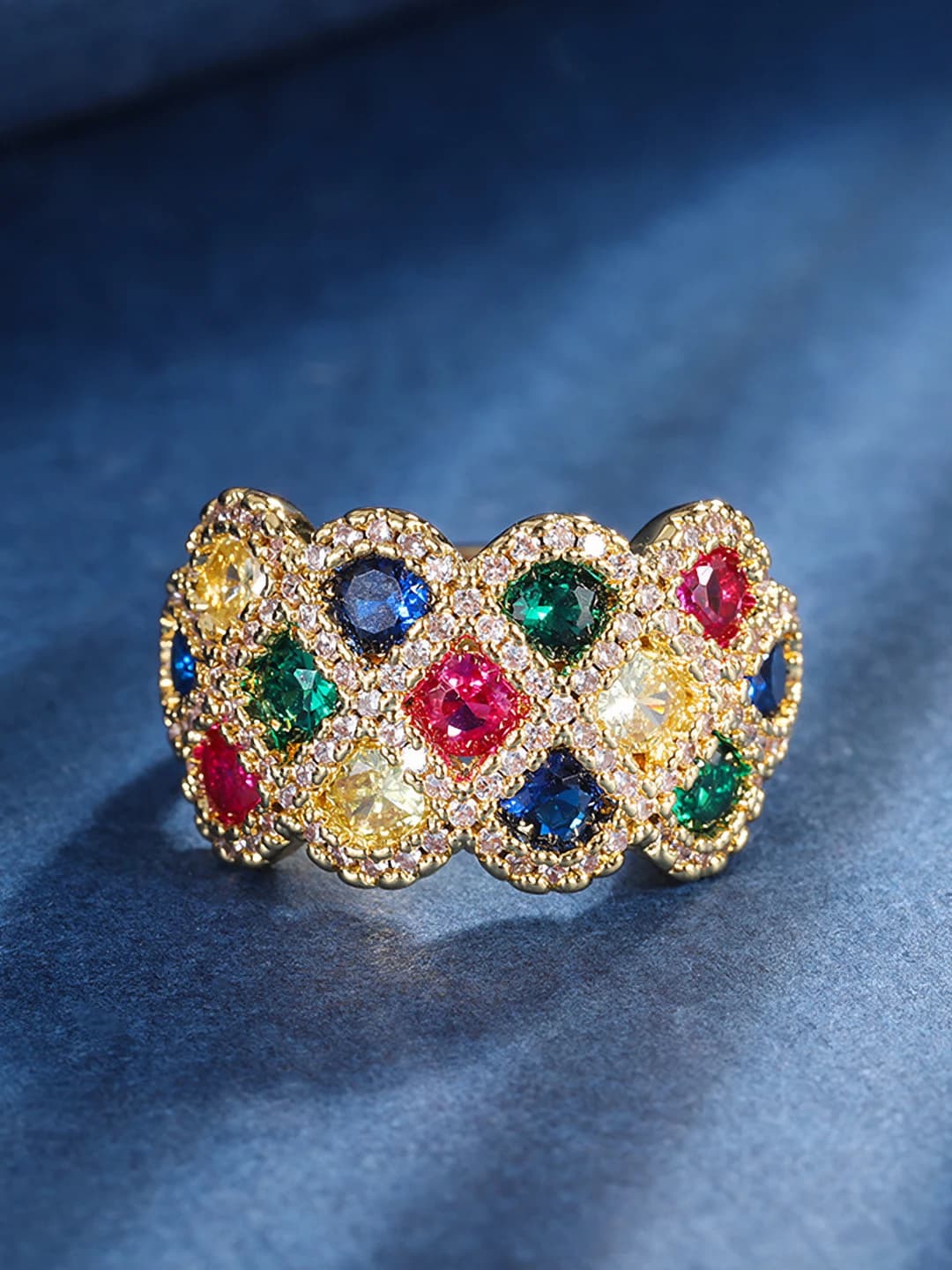 Gold multicolour ring