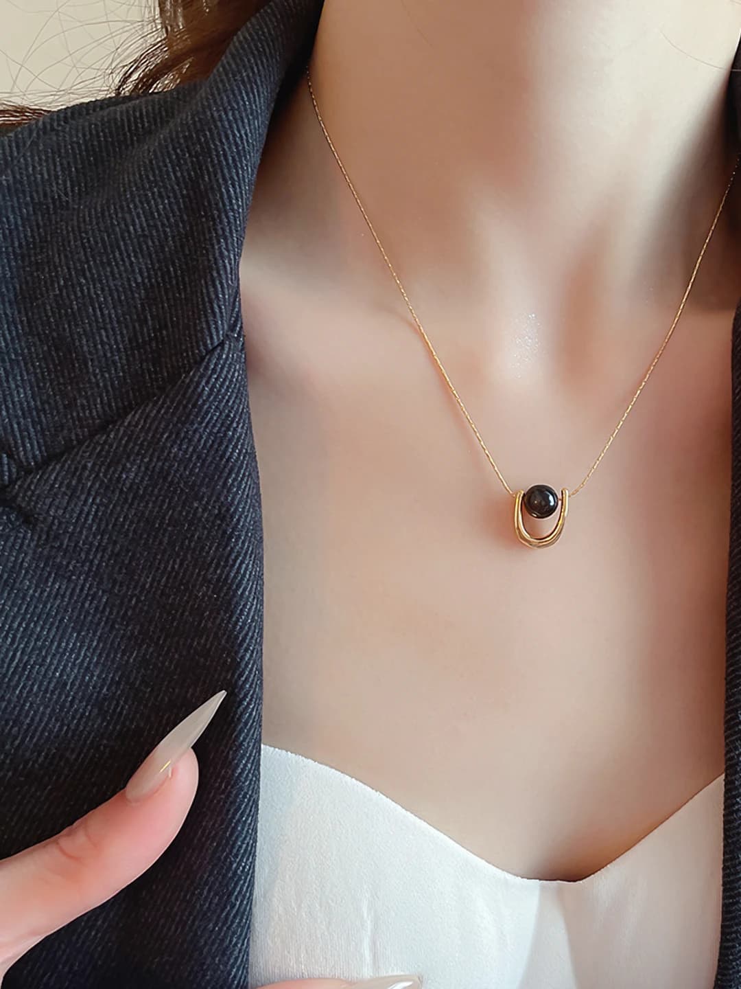 Gold, U-shape, titanium steel