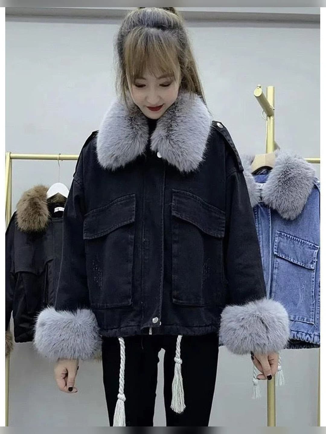 Black padded jacket with fur