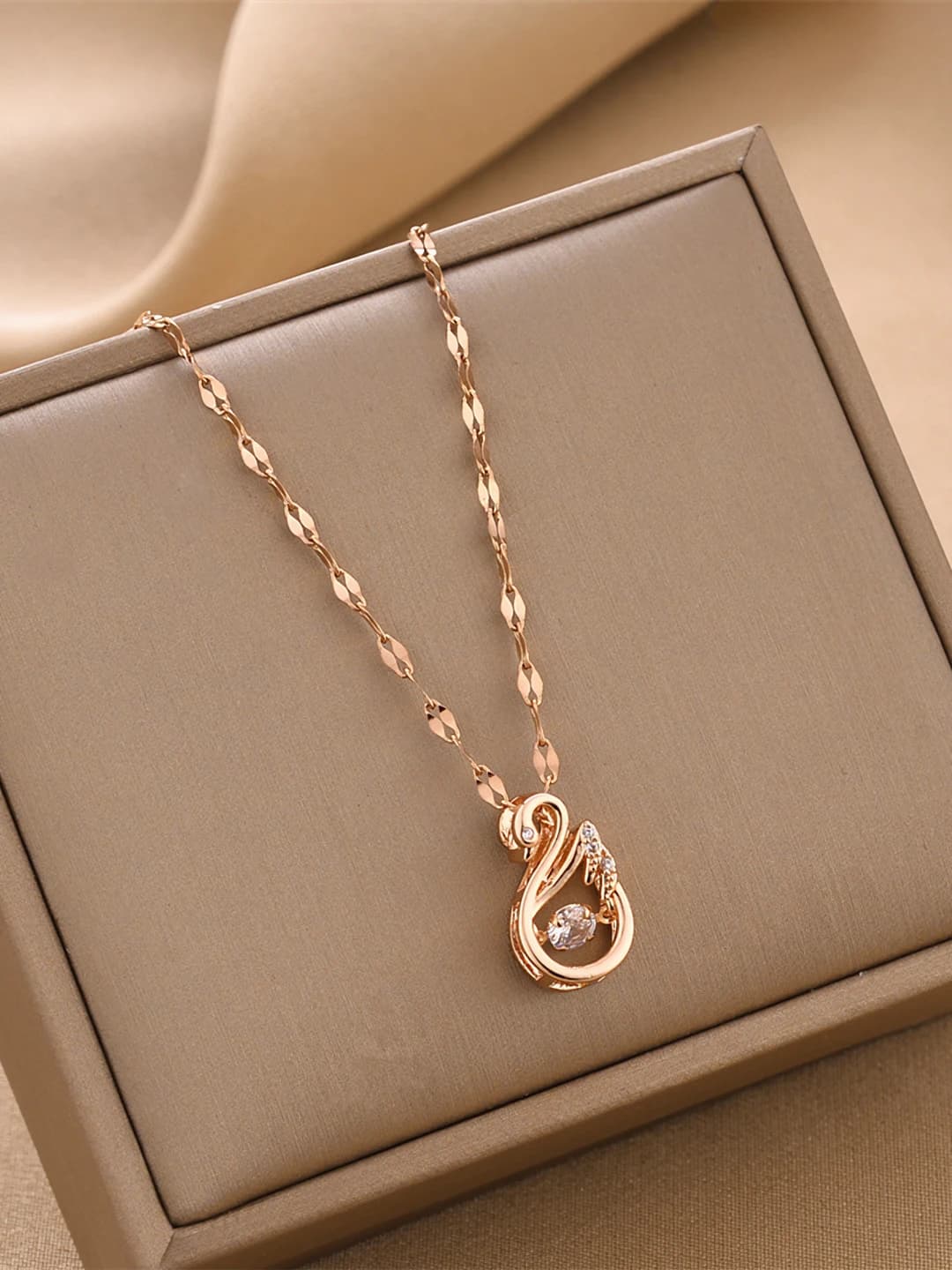 8896-Rosa oltin