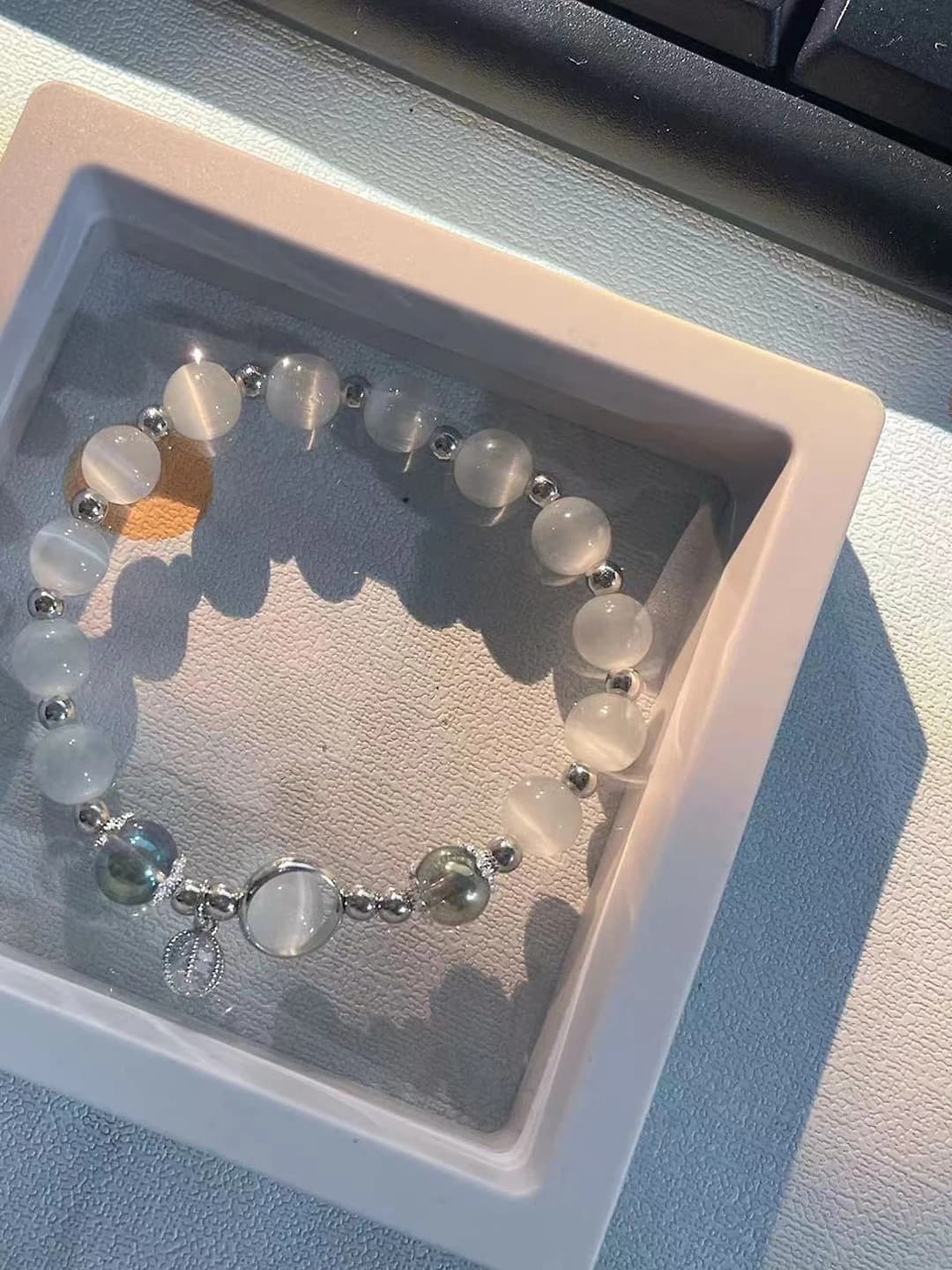 9*9 White gift box