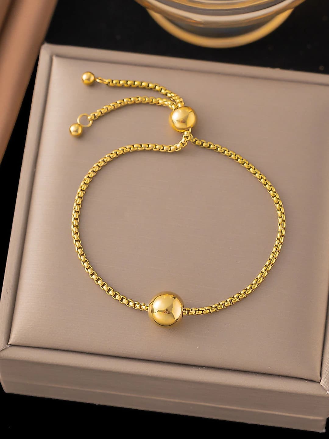 SLE43, round, gold