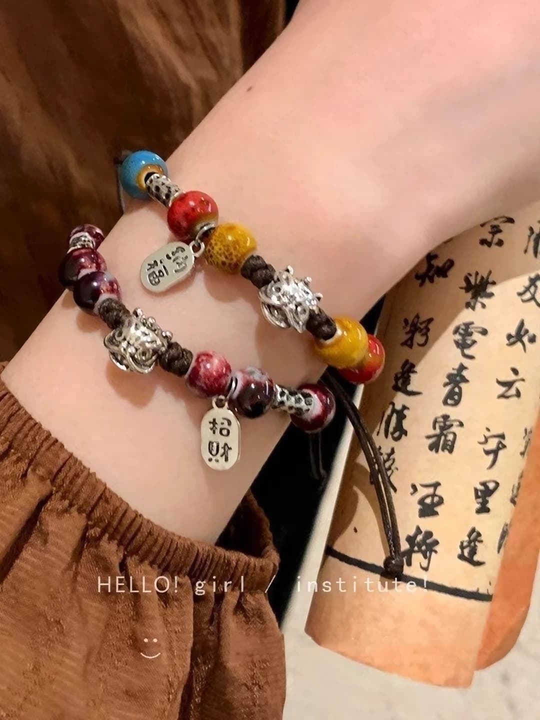 Women's geometric pearl and jewelry bracelet in Japanese-Korean style