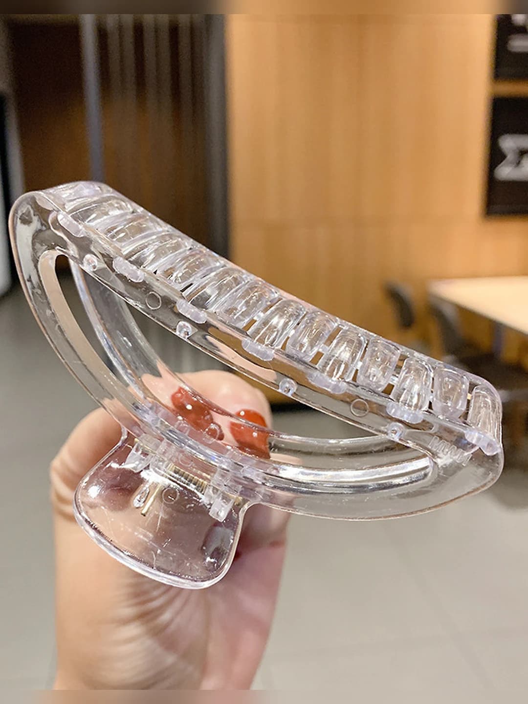 Clear D clip