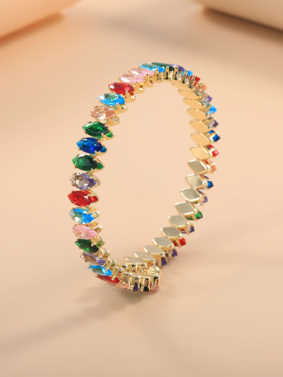 Women's fashion and light luxury, versatile, colored zircon, copper alloy, shiny bracelet