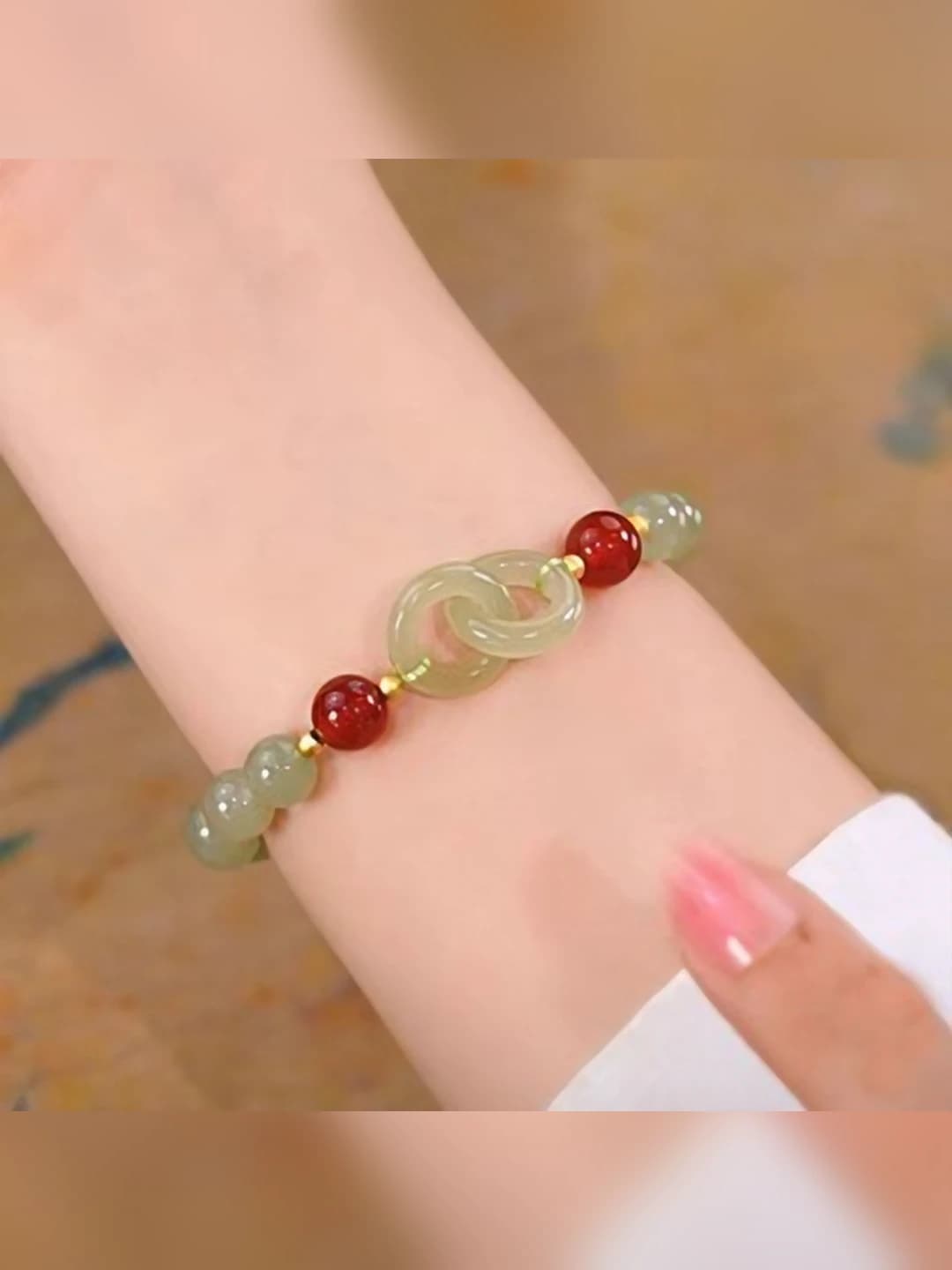 Red beads interlock bracelet