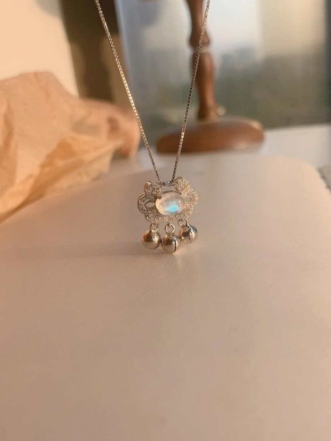 Gold pendant