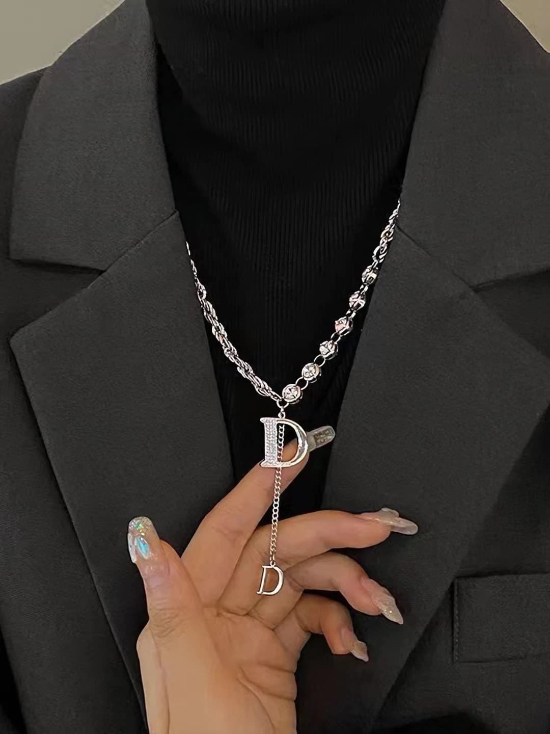 Silver double D necklace