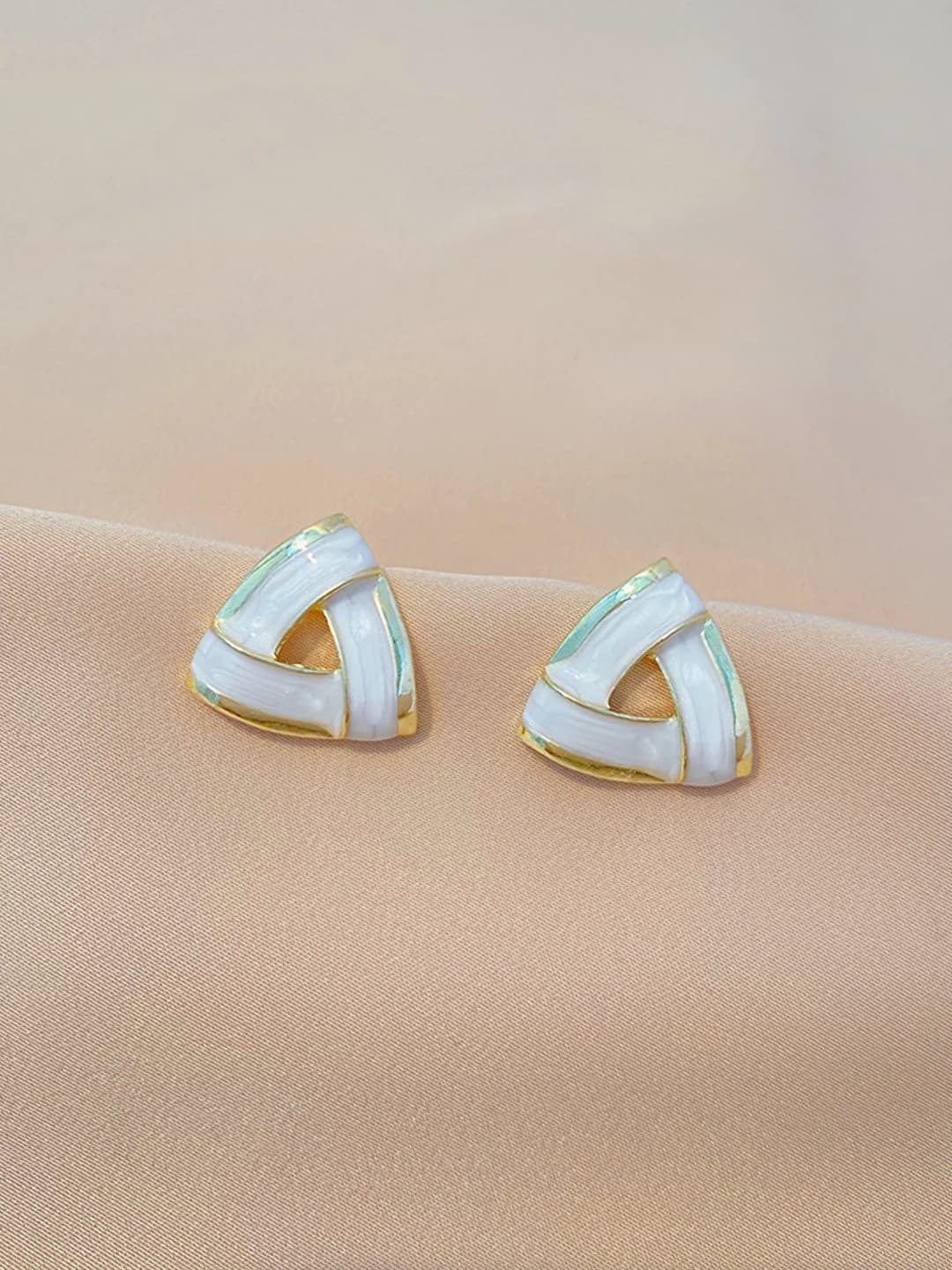 1# Versatile triangle earrings