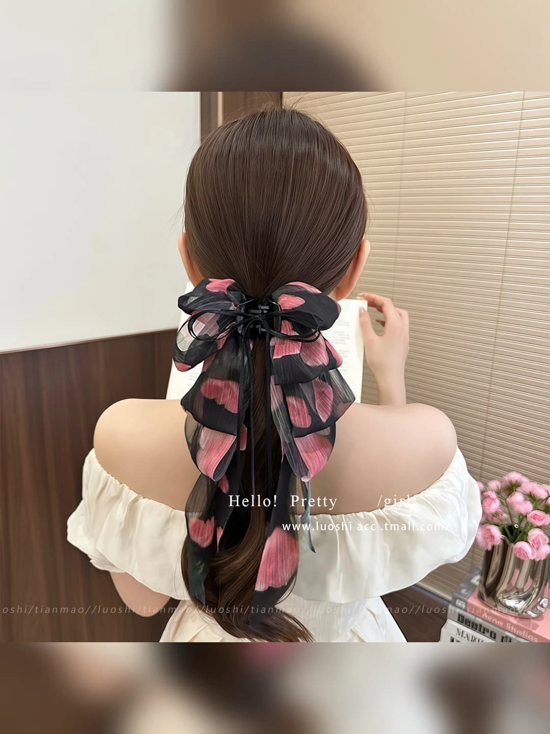 [104] Floral clip, 18.5 cm