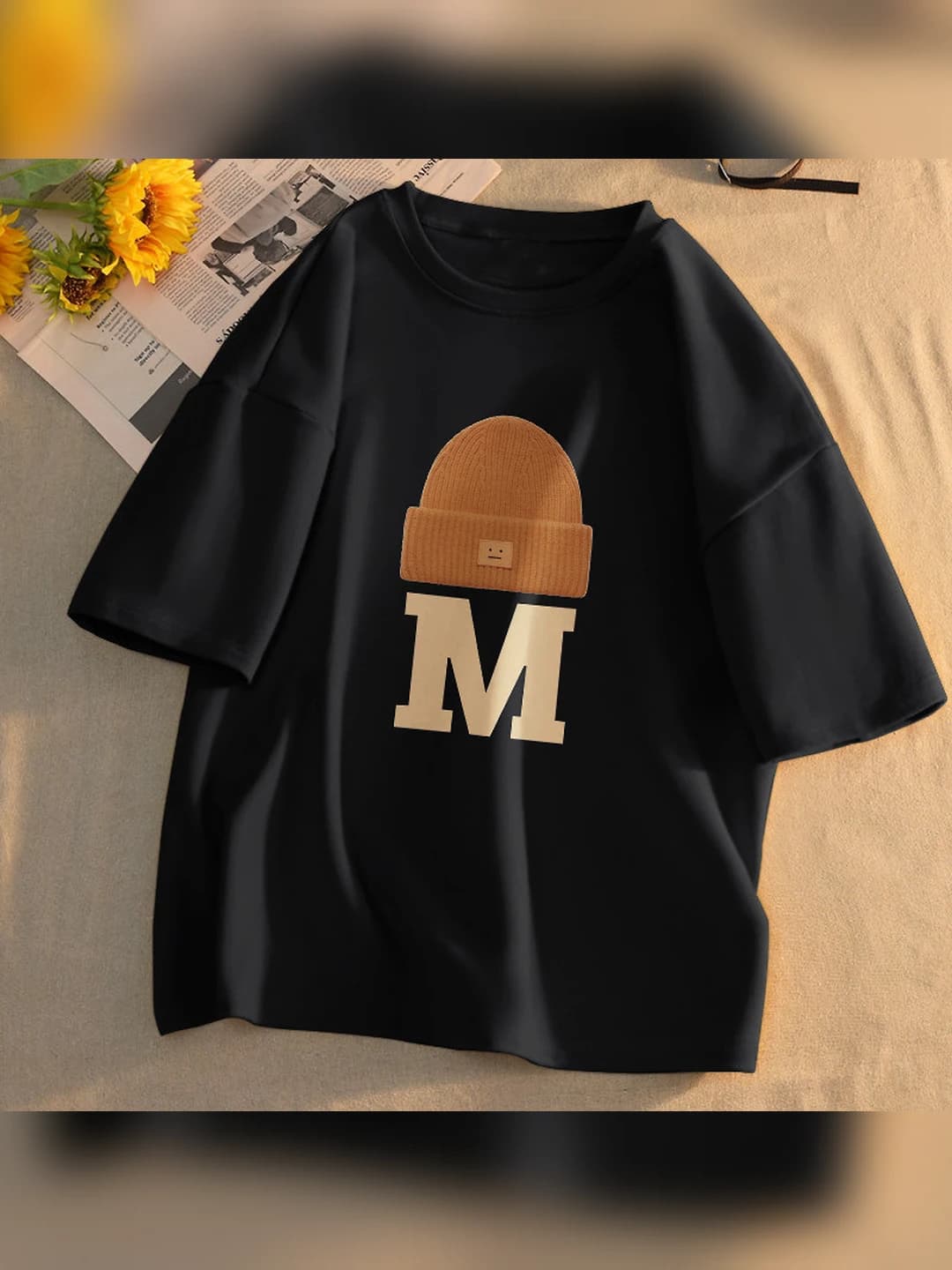 Чёрный, шляпа с M
