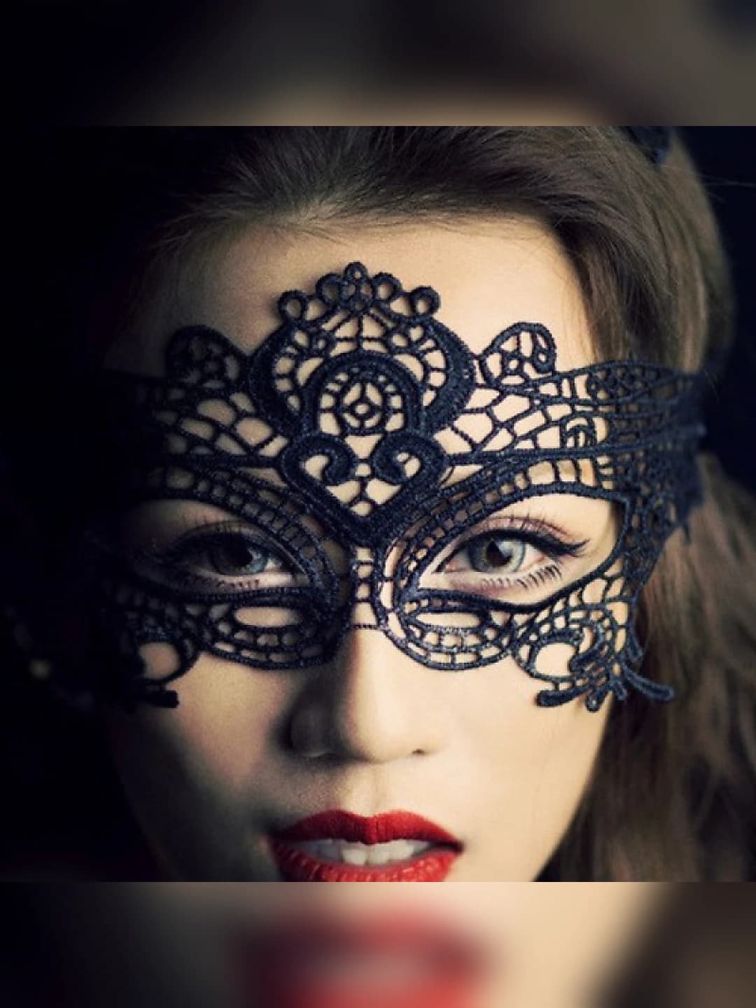 Lace eye mask