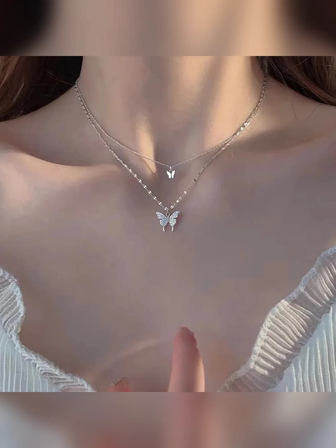 8093# Double layer butterfly necklace