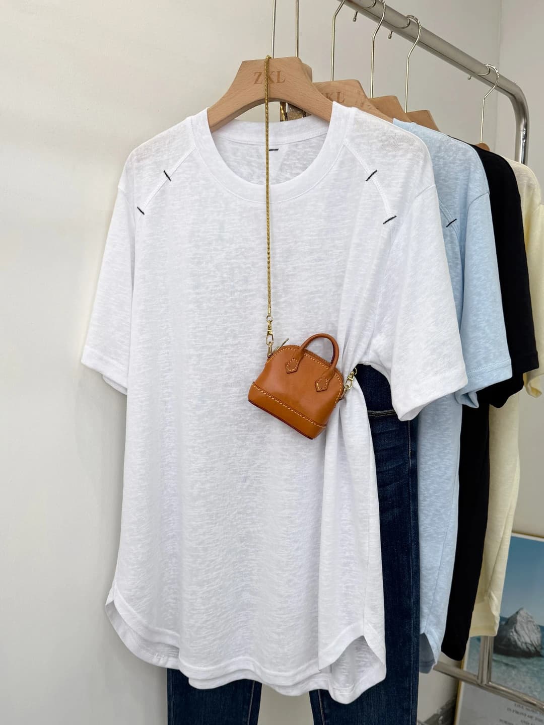 White T-shirt