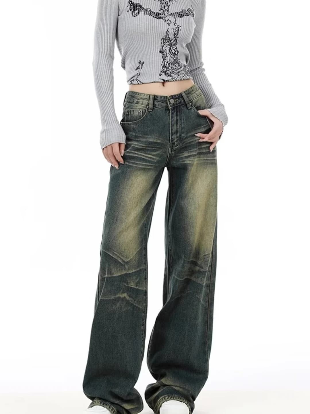 Women's retro blue washed wide and flared jeans, high waist, loose fit straight cut, casual trousers