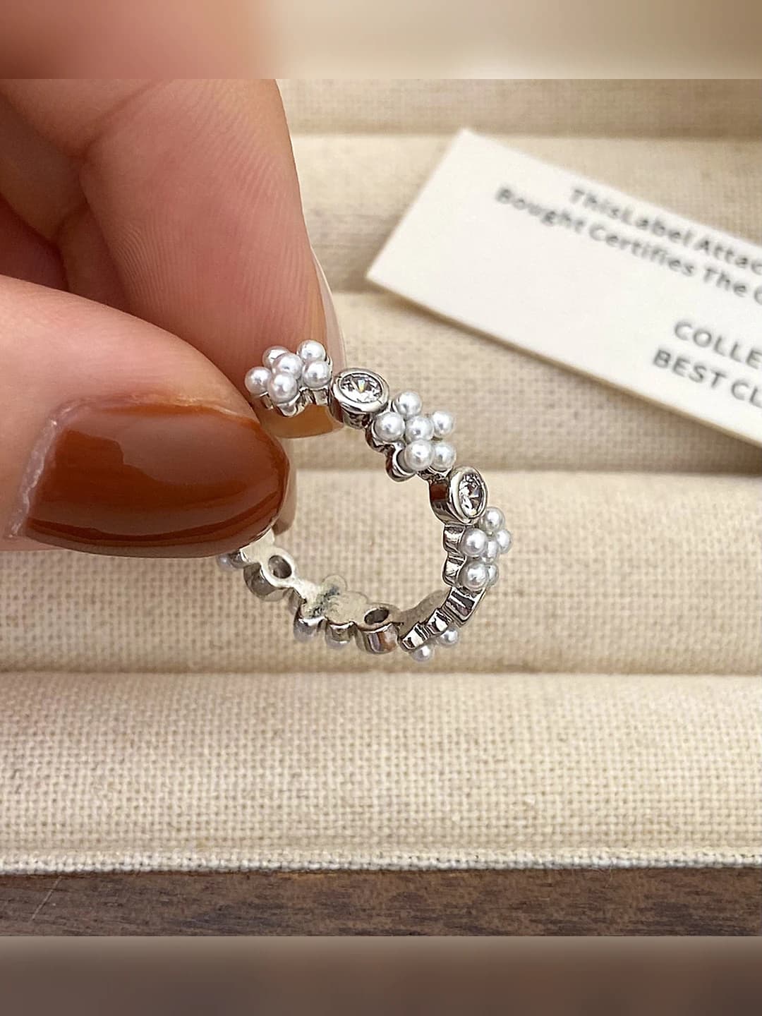 C-329 Silver pearl flower zircon ring