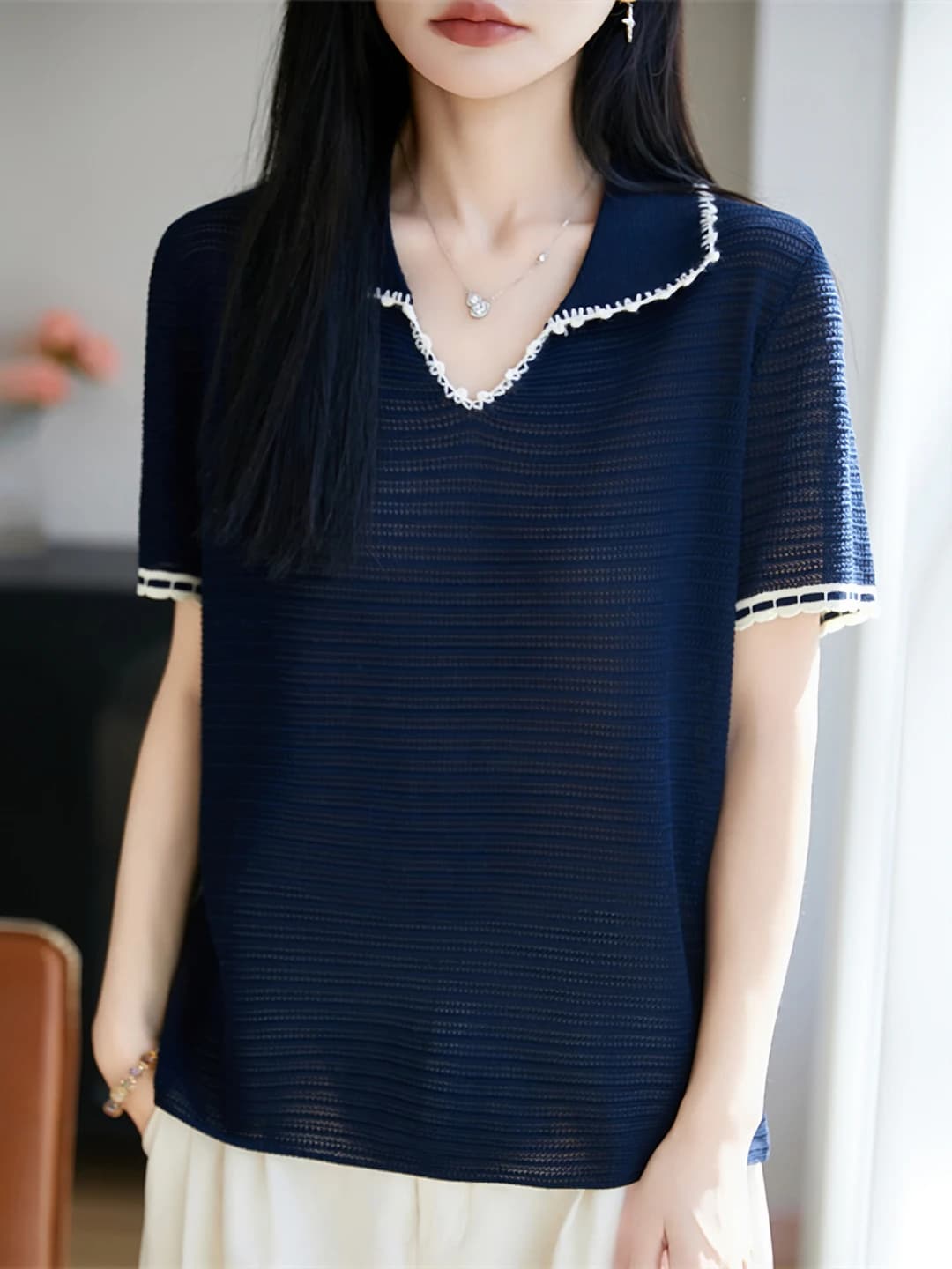 Women's summer thin striped short sleeve v-neck t-shirt, loose fit, slimming