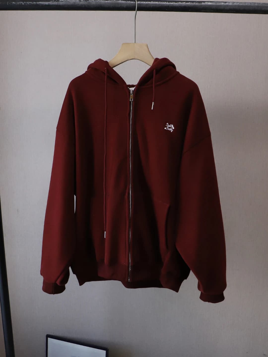 Wine red