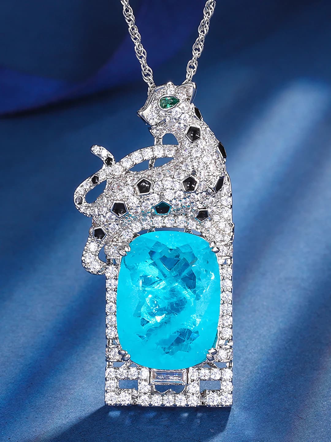 Safir, burma zanjirli
