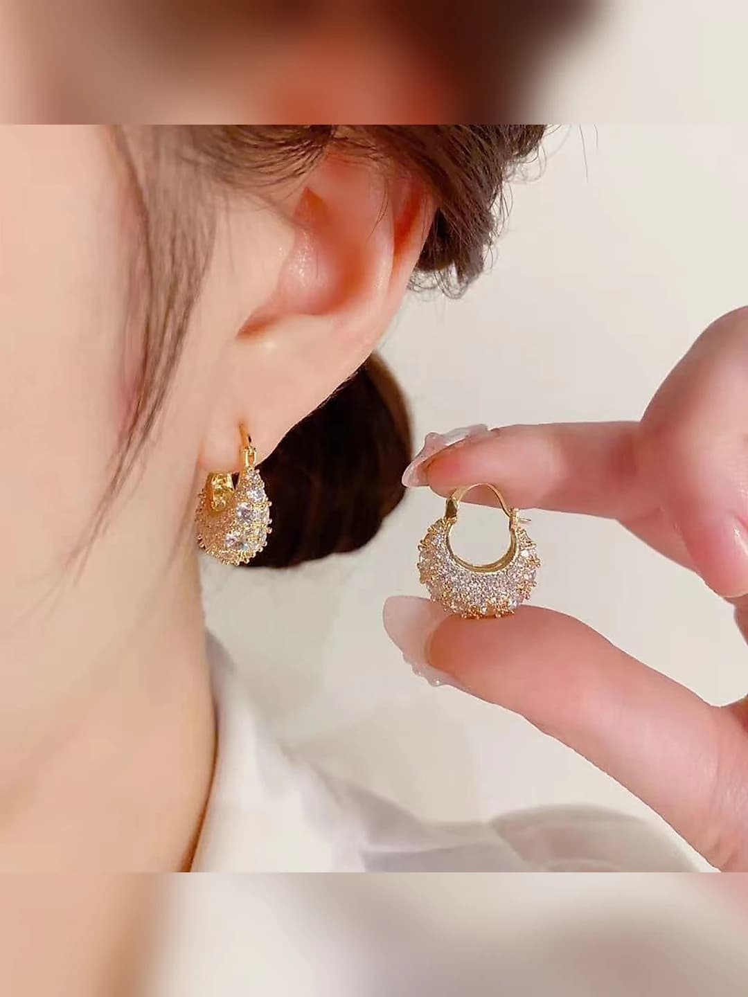 Women's S925 silver post earrings with sparkling stones, curved geometric design, premium style, for fashion office wear