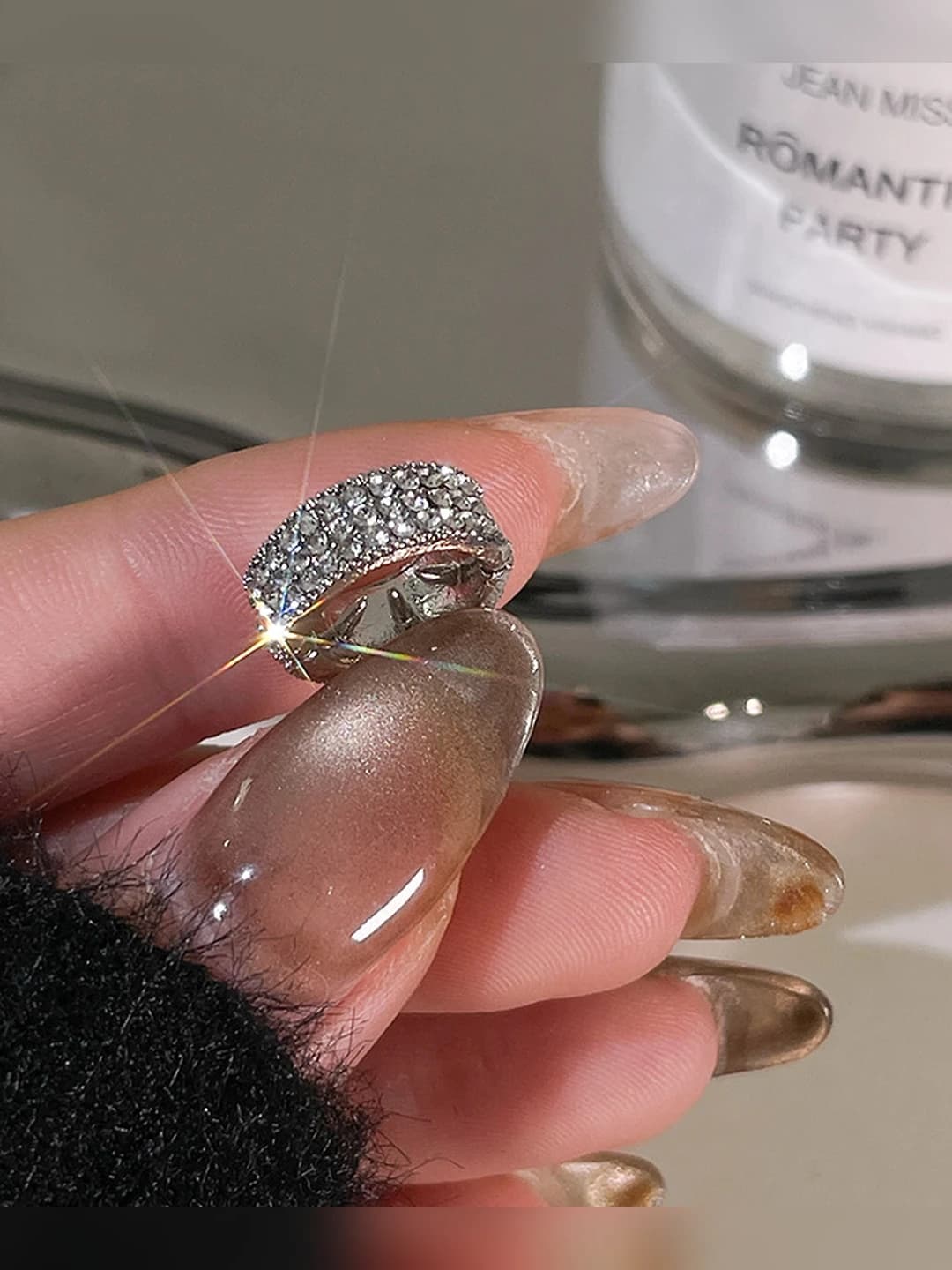 1# Rhinestone hair clip, ~1.5 cm
