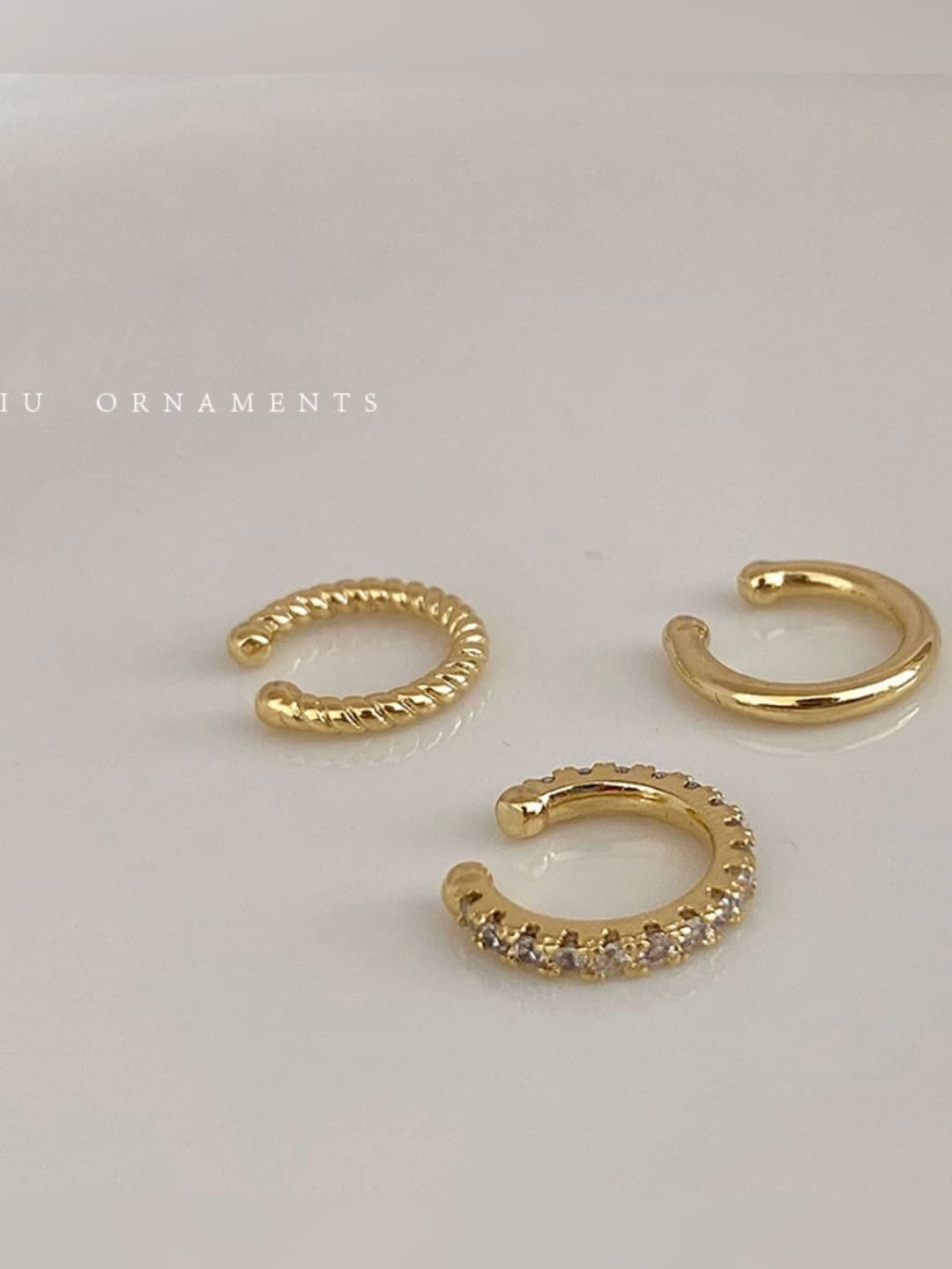 Ayollar uchun retro uslubdagi asimetrik quloq qisqichlari, mis, dizayn elementi: irregular, double ring, chain, rhinestone