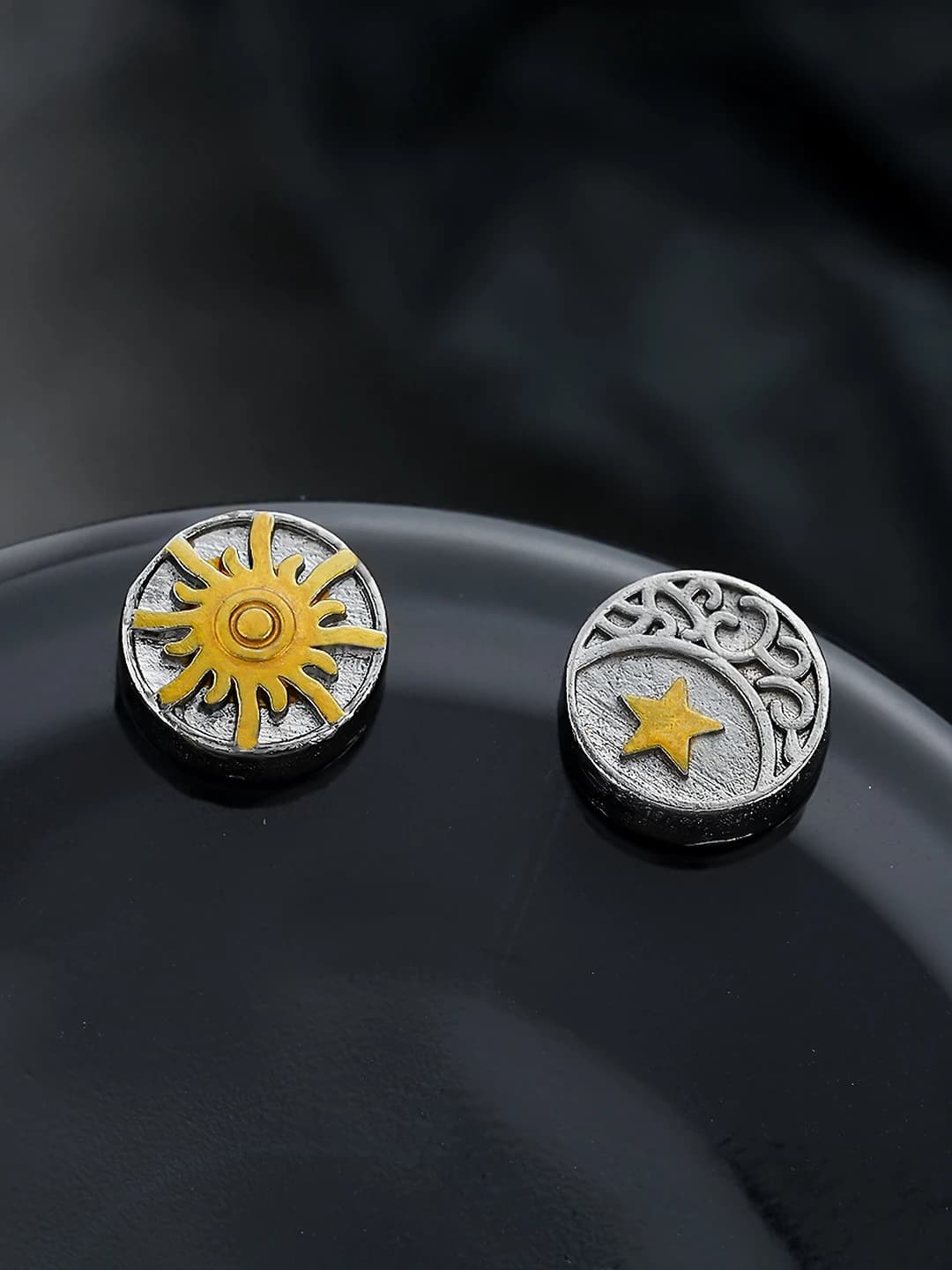 Magnetic ear clips for women and men, retro style, vintage look, star and moon design element, copper material