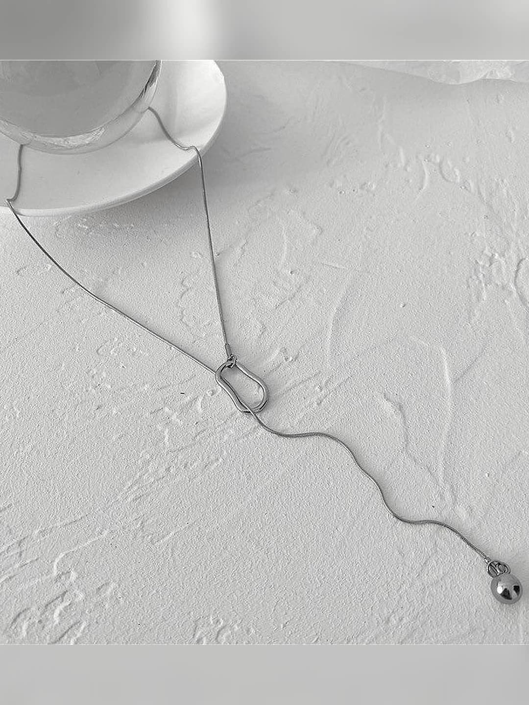 Irregular geometric necklace-silver