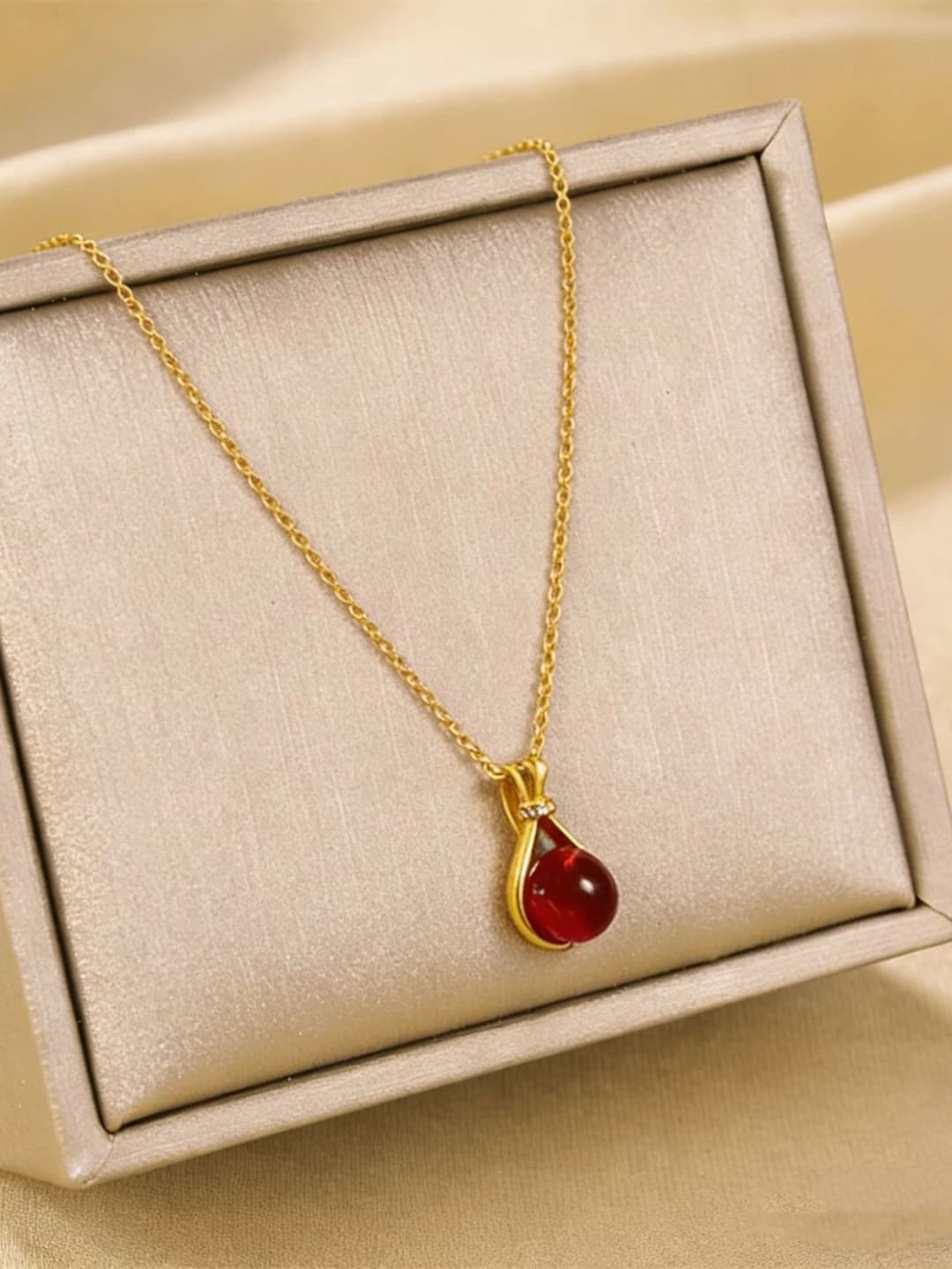 9168-Gold red