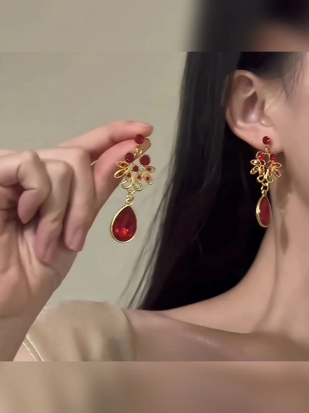 8981 Earrings