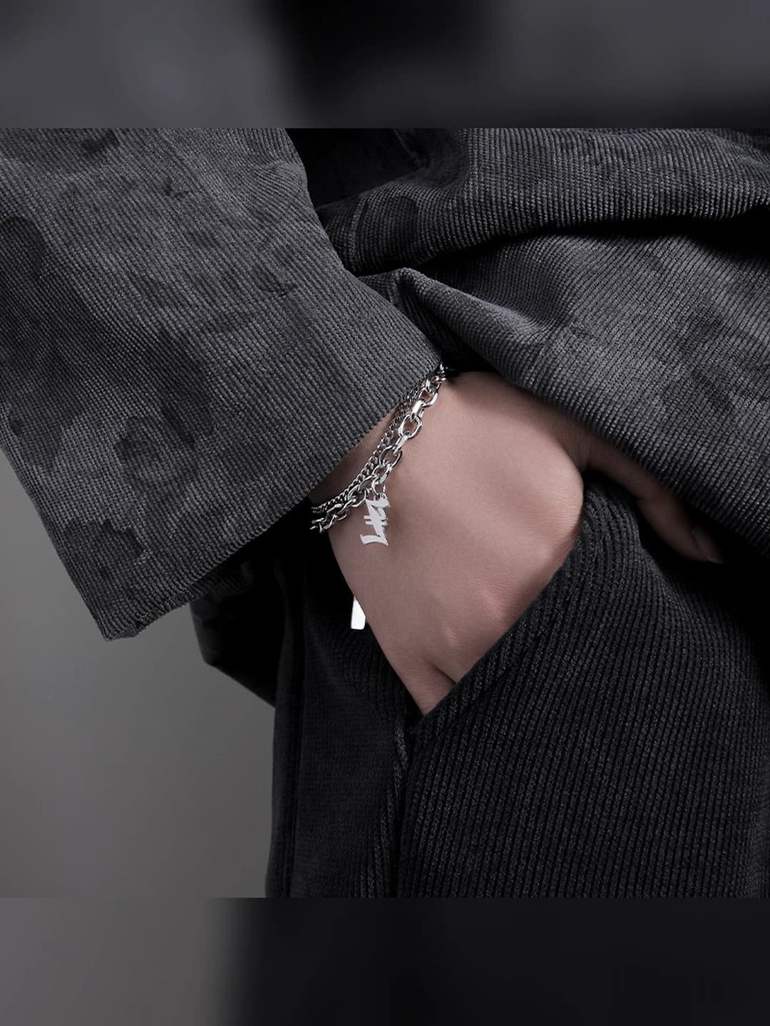 Men's titanium steel bracelet with letters in individual style