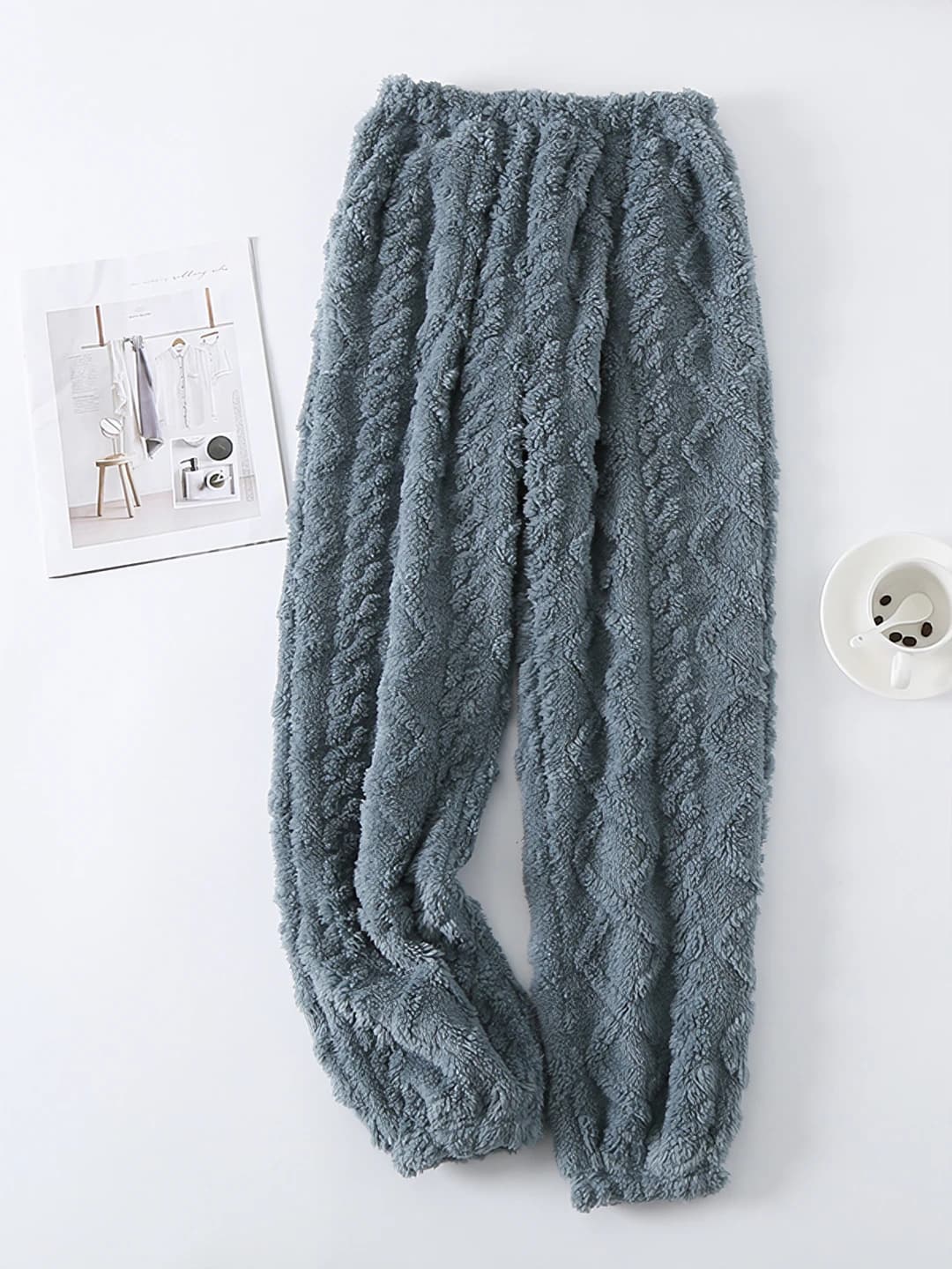 Grey-blue (diamond)