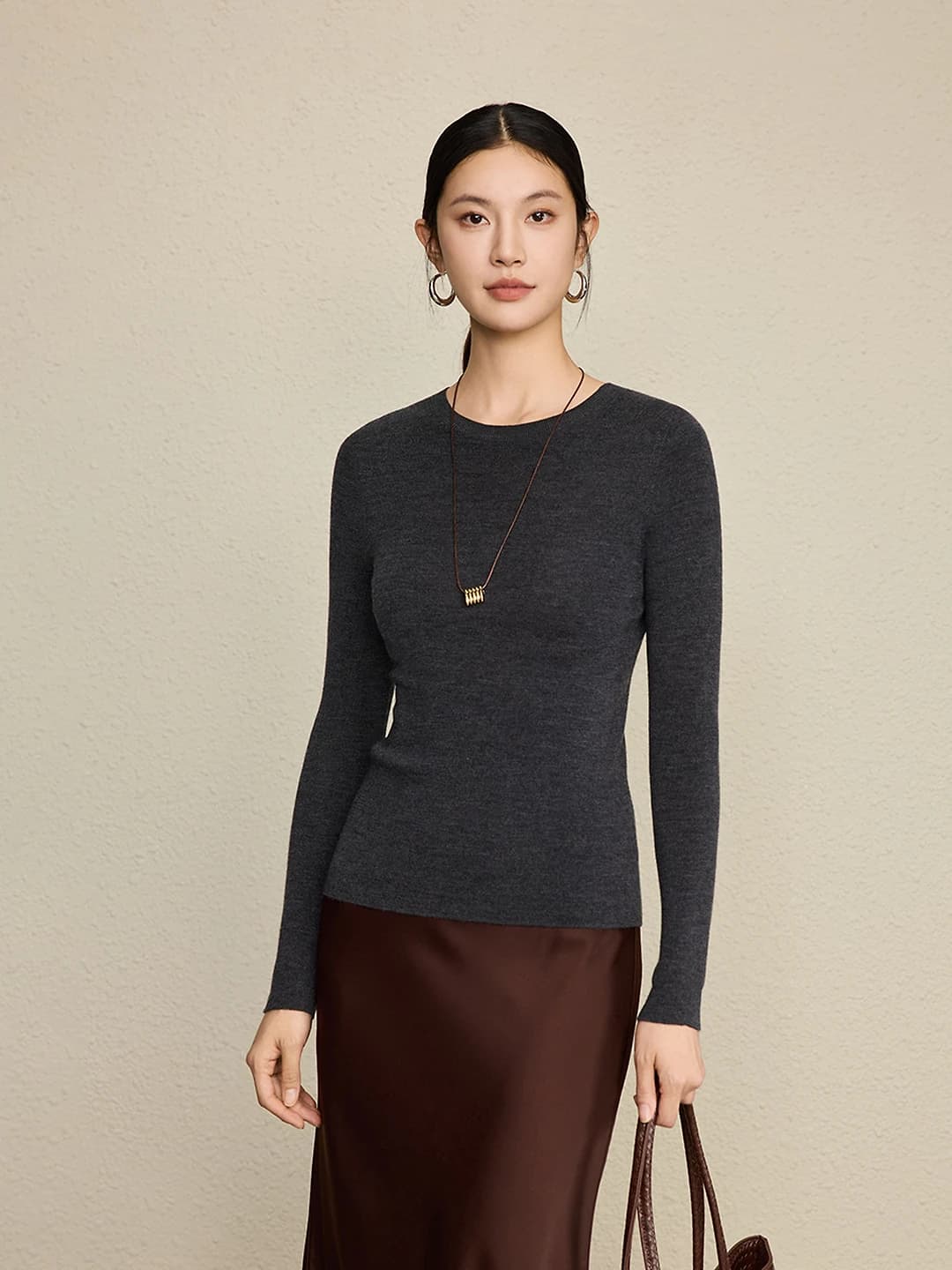 Women's wool knit pullover sweater, crew neck, long sleeve, slim fit, thin, slimming, office style long-sleeve base top