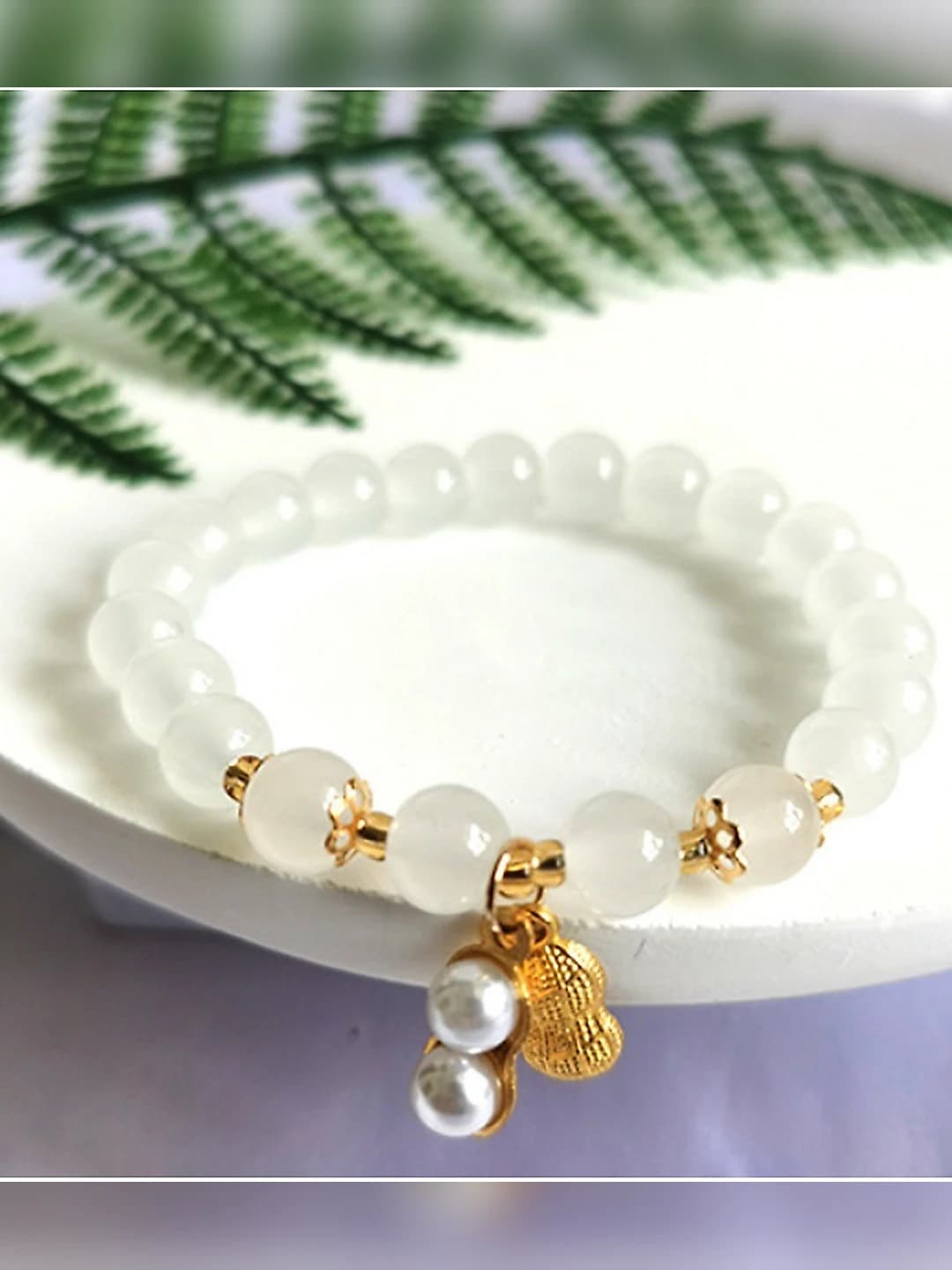 Natural white agate peanut bracelet