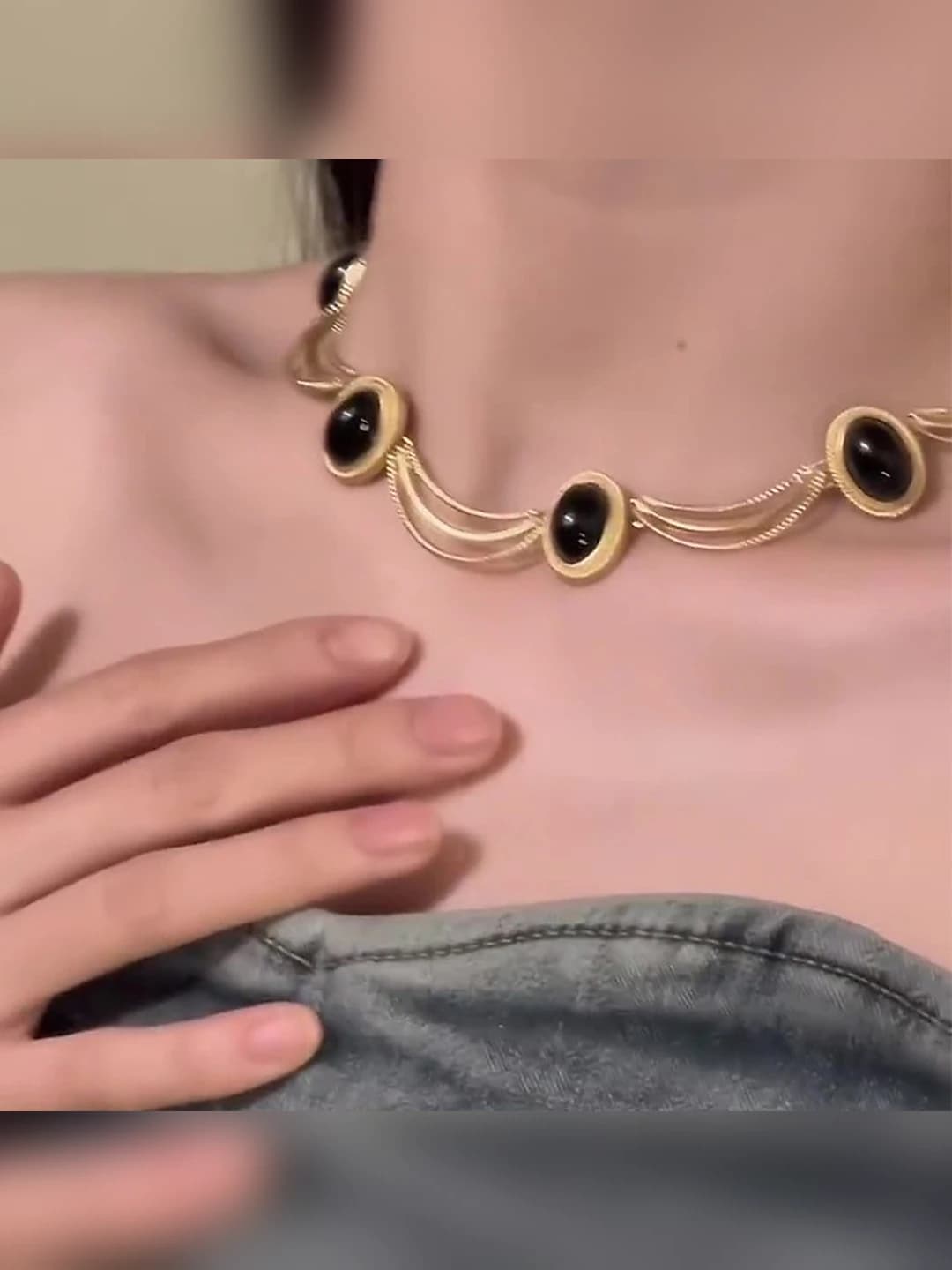 1560 Necklace