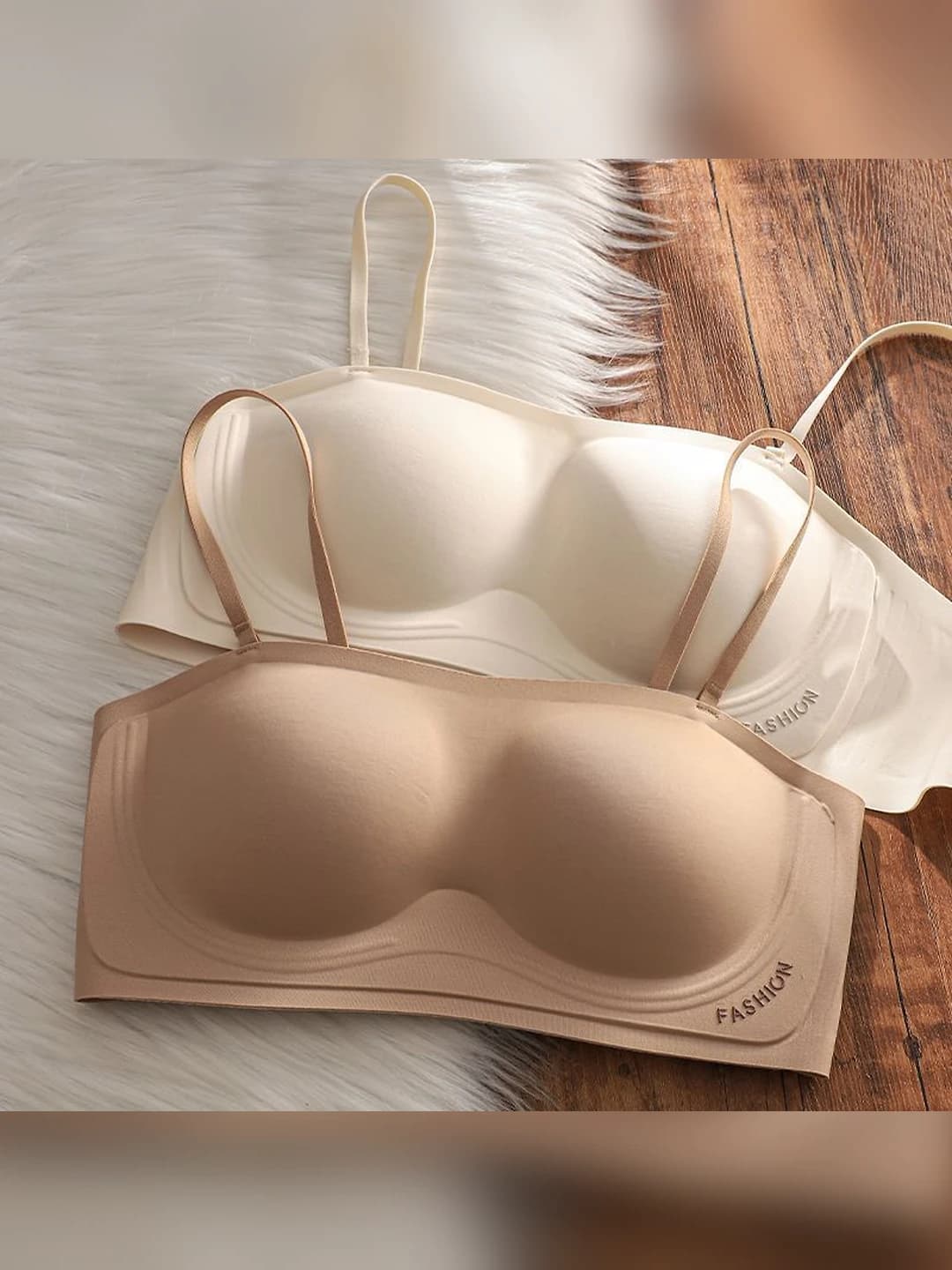 Women's strapless wireless non-slip bra with push-up and enlarging effect