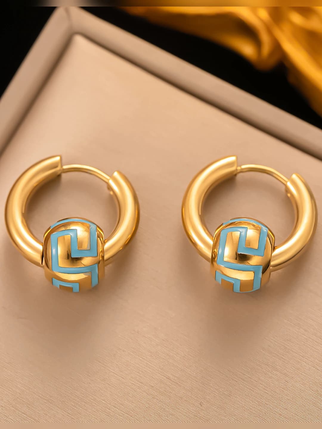 G3100, earrings, gold